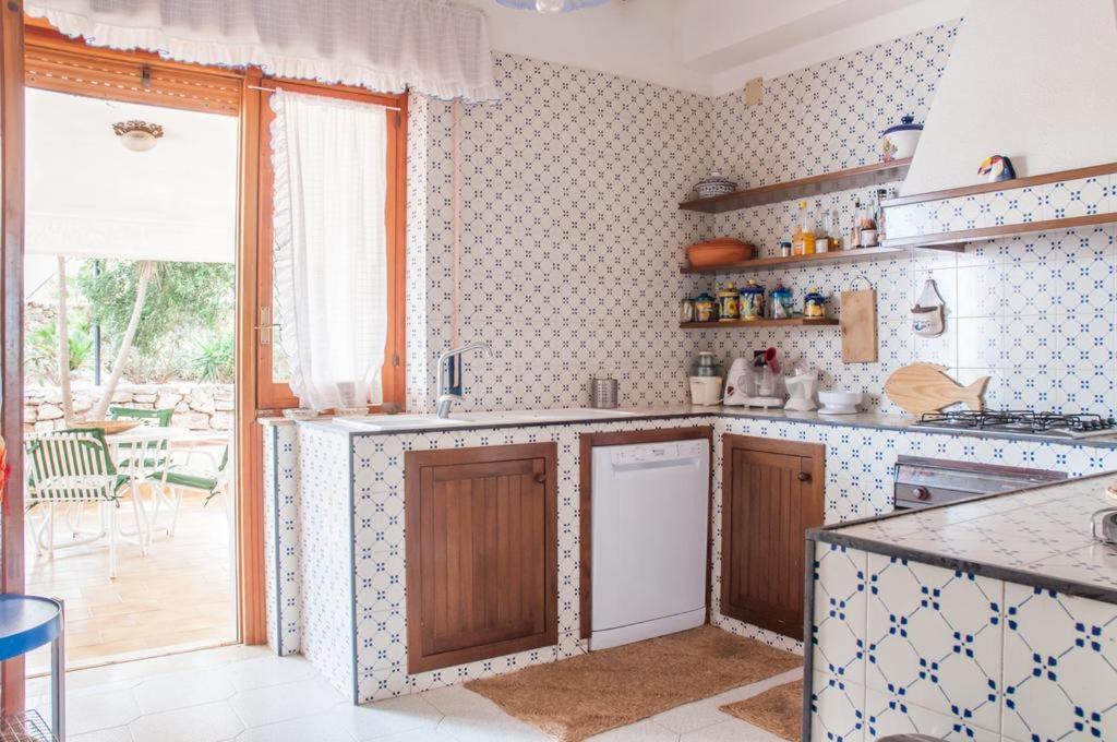Holiday Home Cala Bianca Кастелламмаре-дель-Гольфо Номер фото