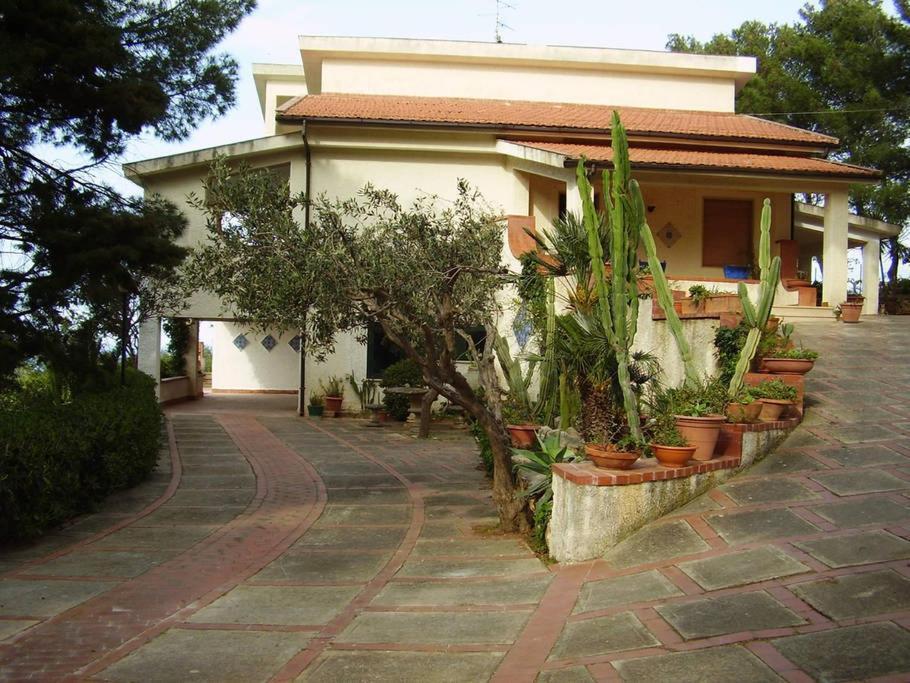 Holiday Home Cala Bianca Кастелламмаре-дель-Гольфо Номер фото